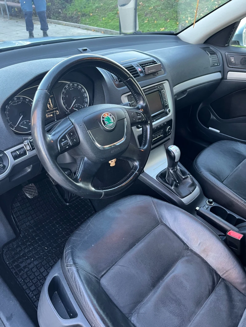 Skoda Octavia 4x4, снимка 8 - Автомобили и джипове - 52670732