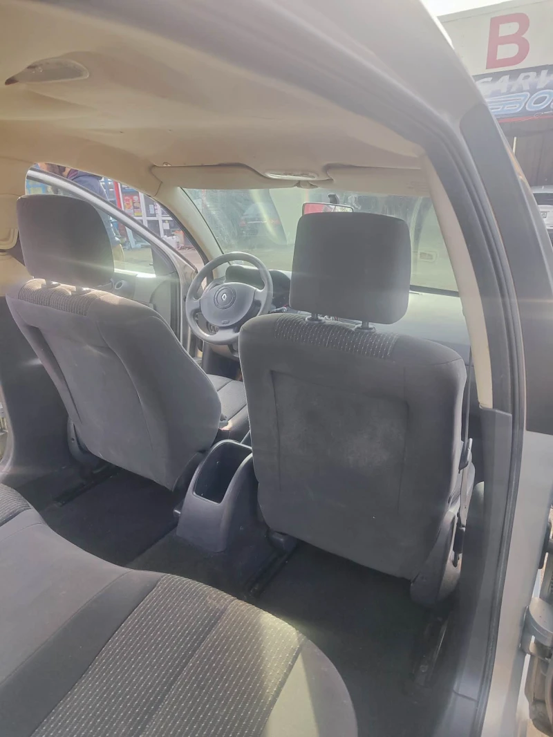 Renault Megane, снимка 7 - Автомобили и джипове - 53103351