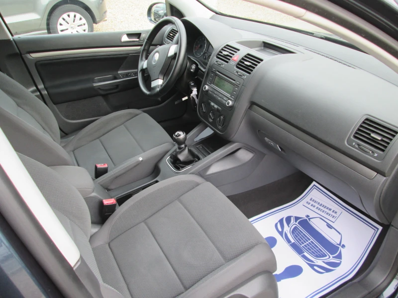 VW Golf 1.6FSI 116kc-Сервизна история, снимка 16 - Автомобили и джипове - 53186215
