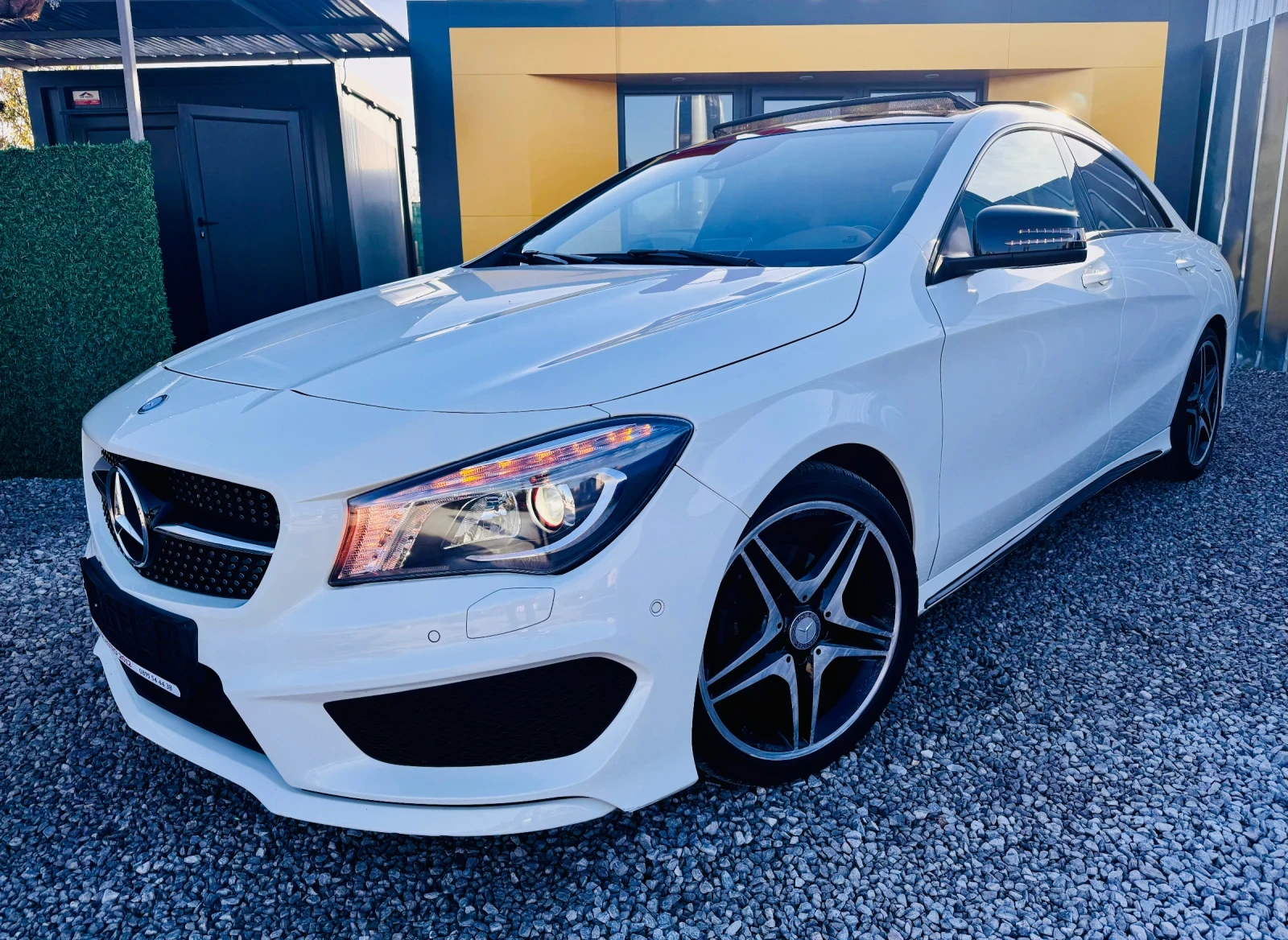 Mercedes-Benz CLA 220 d/AMG/ПАНОРАМА+ КАМЕРА+ ПОДГРЕВ+ СПОРТ///КАТО НОВА - [1] 