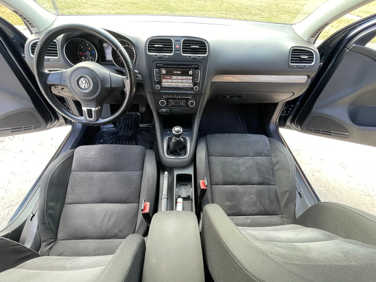 VW Golf 1.6 TDI , 105 кс - изображение 6