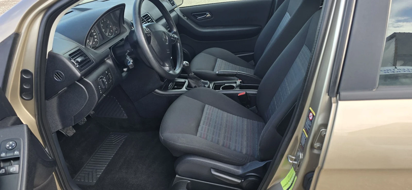 Mercedes-Benz A 150 1.5 БЕНЗИН ОБСЛУЖЕНА - изображение 8