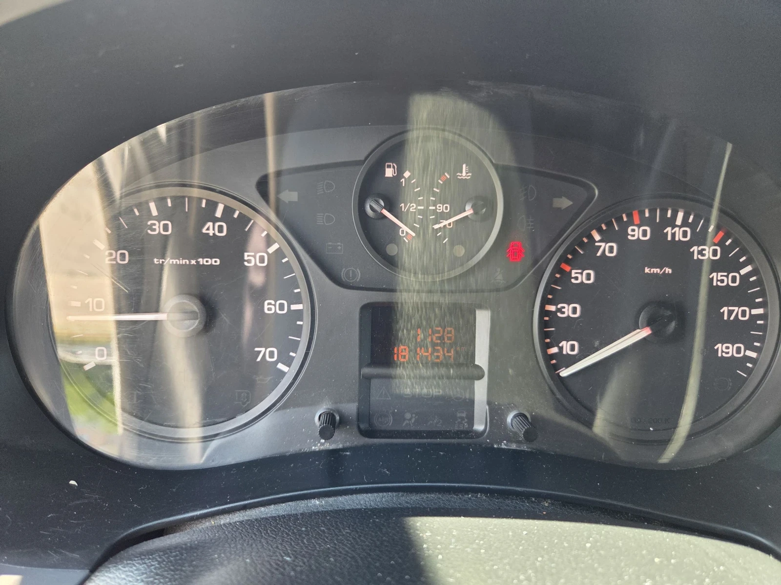 Peugeot Partner 1.6 HDI - изображение 5