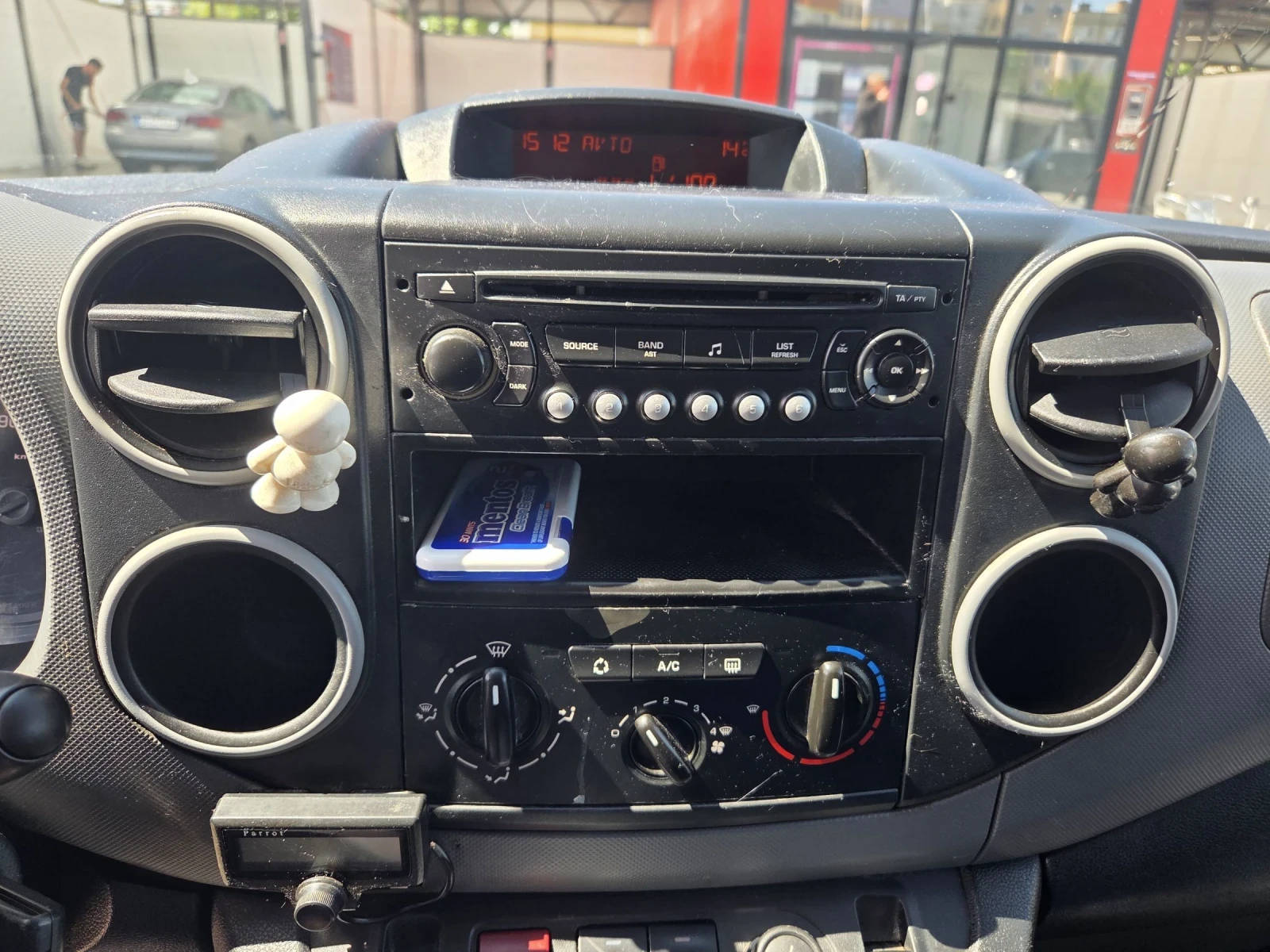 Peugeot Partner 1.6 HDI - изображение 6