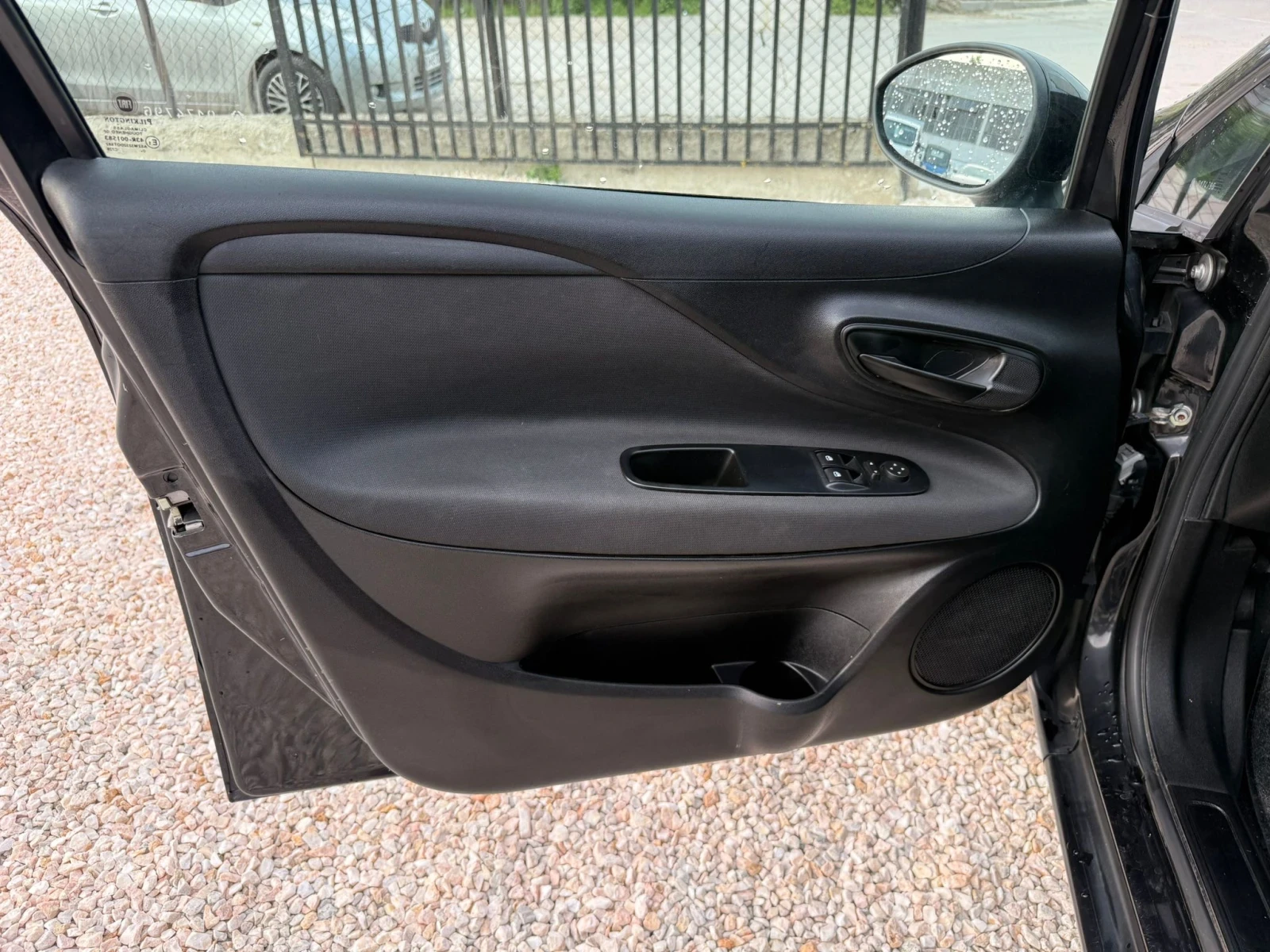 Fiat Punto 1.2 Бензин - изображение 9