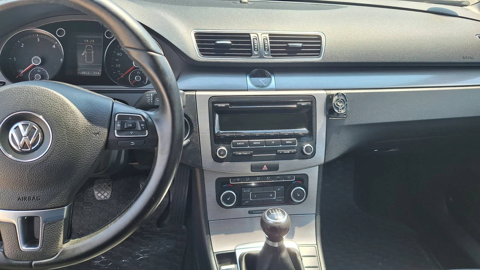 VW Passat  - изображение 5