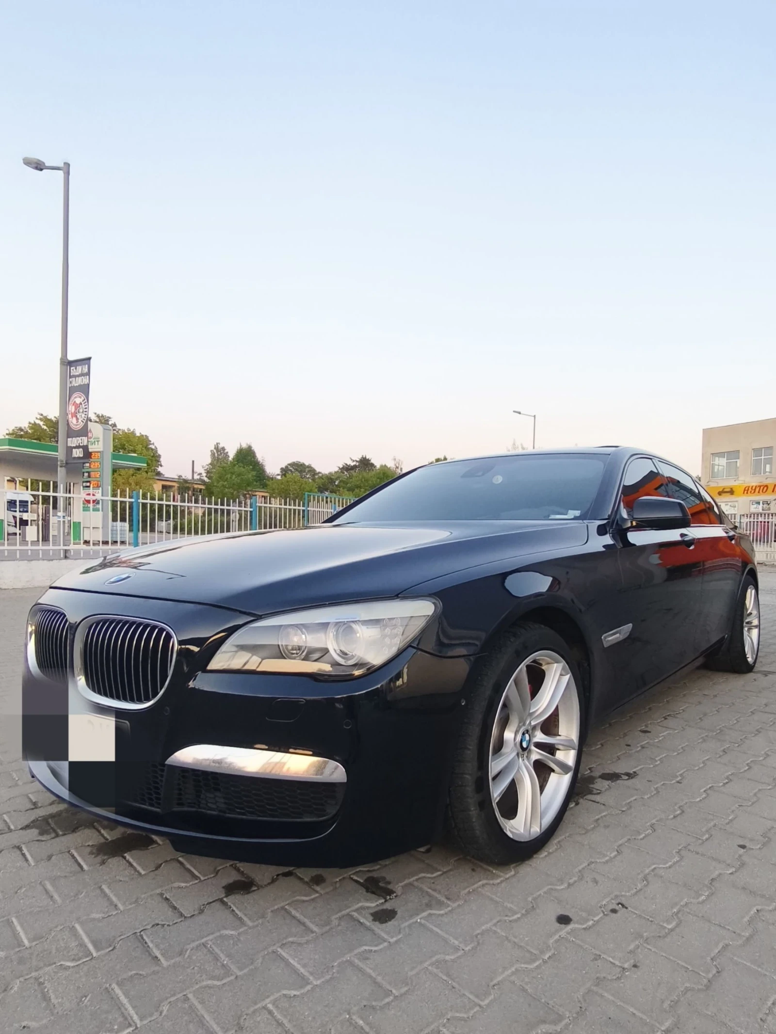 BMW 740 М пакет Обслужена  - изображение 2