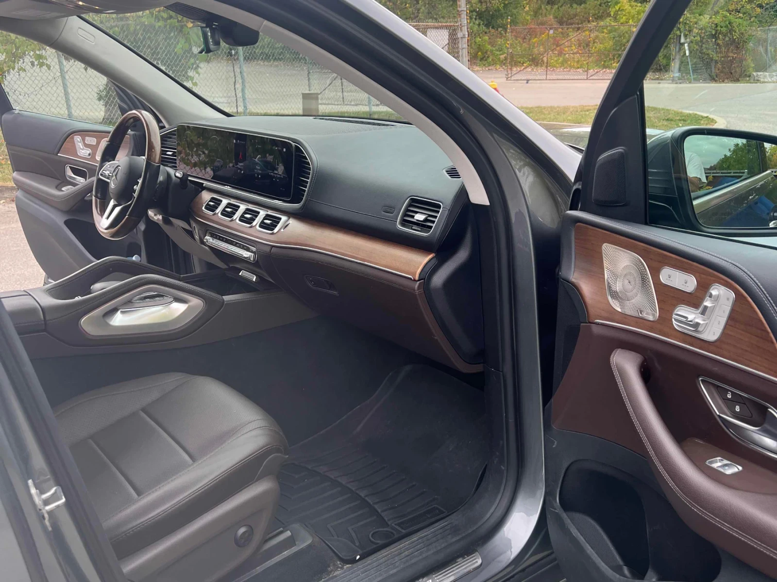 Mercedes-Benz GLS 450 Distronic/Burmester/Keyless/въздух/подгрев/пано. - изображение 9