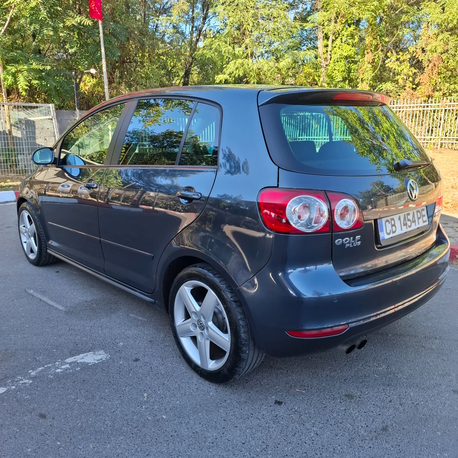 VW Golf Plus 2.0 TDI CBDB 140 к.с.  - изображение 4