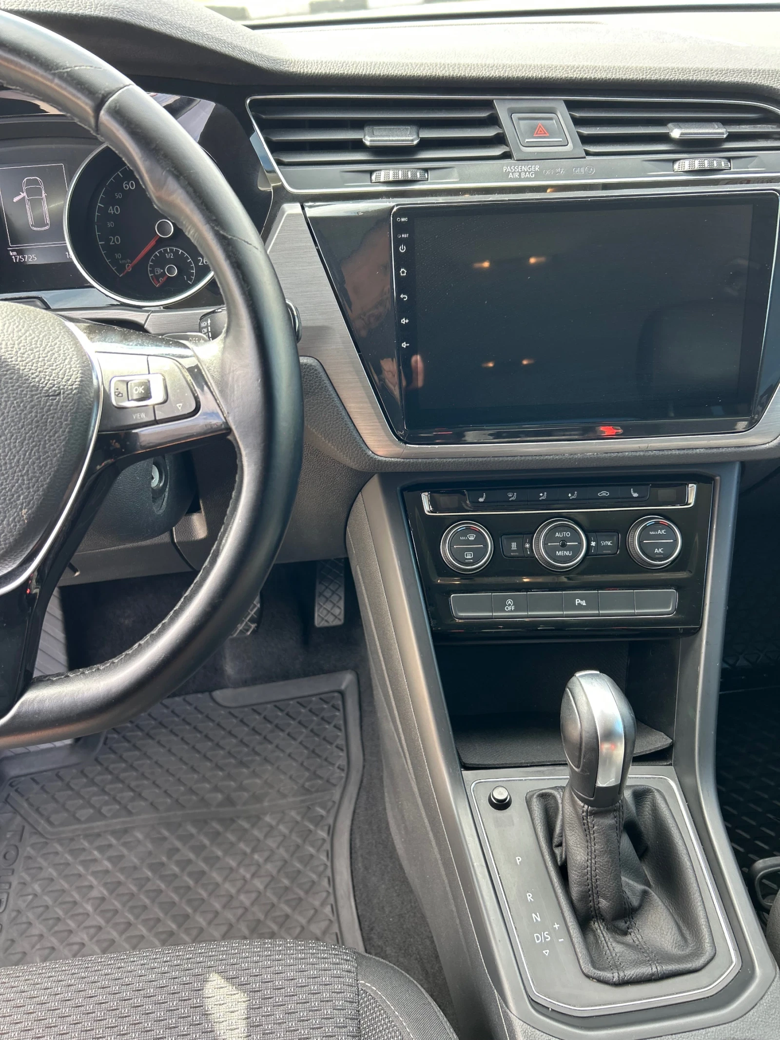 VW Touran 2.0TDI 150ps DSG FULL LED    | Mobile.bg   14