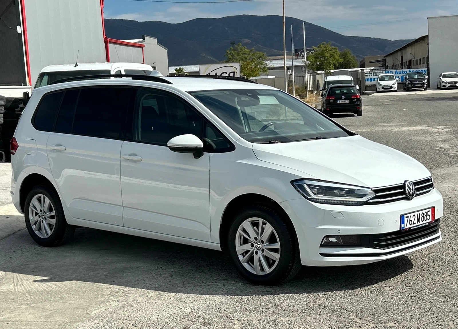 VW Touran 2.0TDI 150ps DSG FULL LED ТОП Състояние  - изображение 3