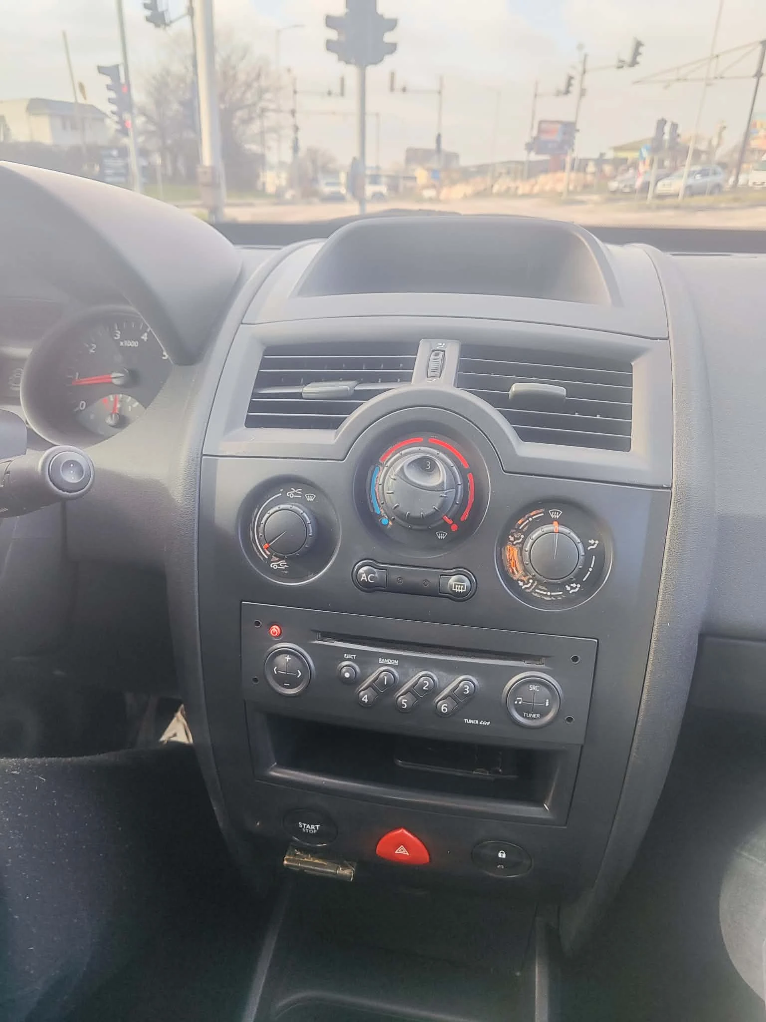 Renault Megane  - изображение 3