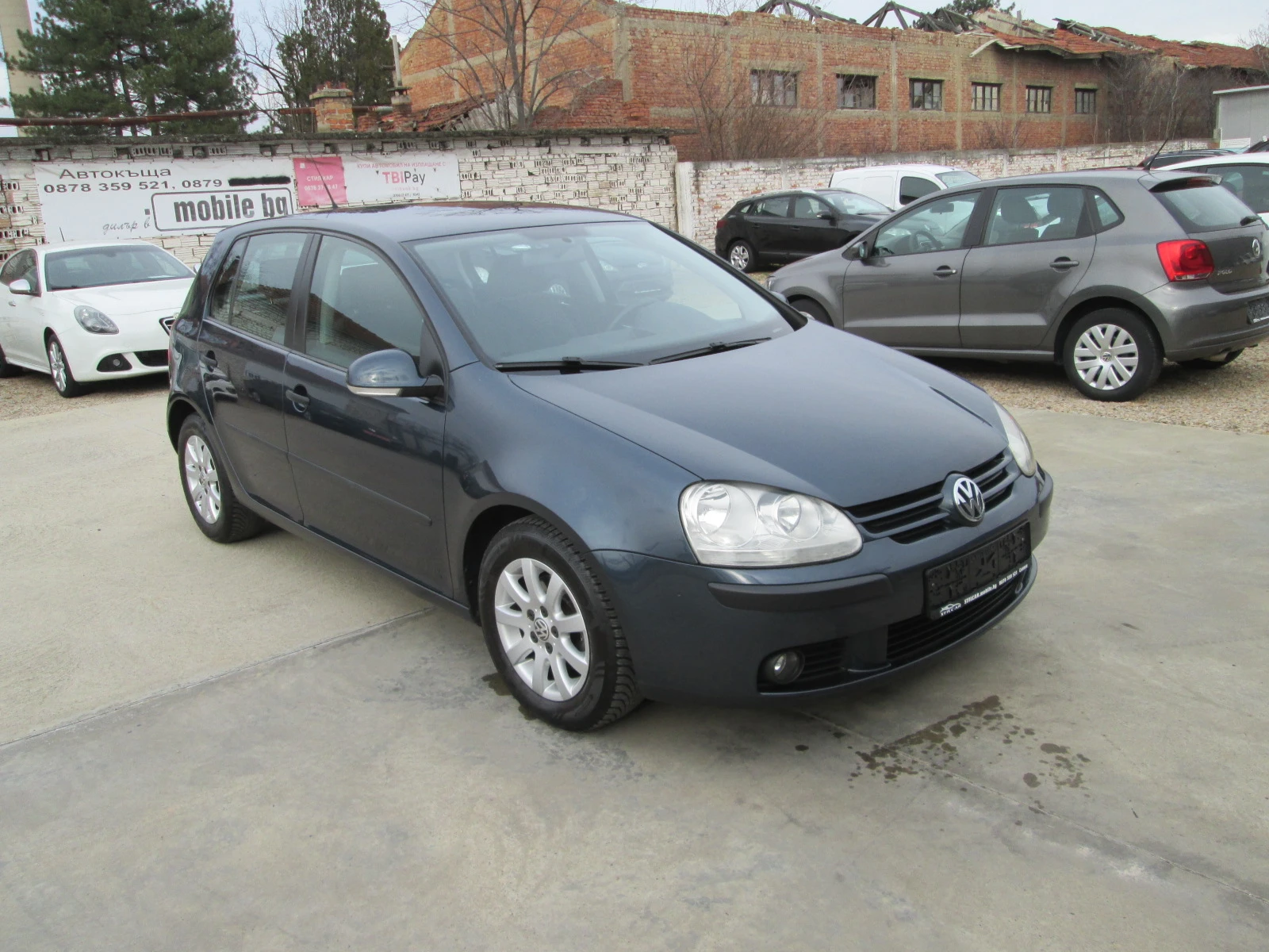VW Golf 1.6FSI 116kc-Сервизна история - изображение 2