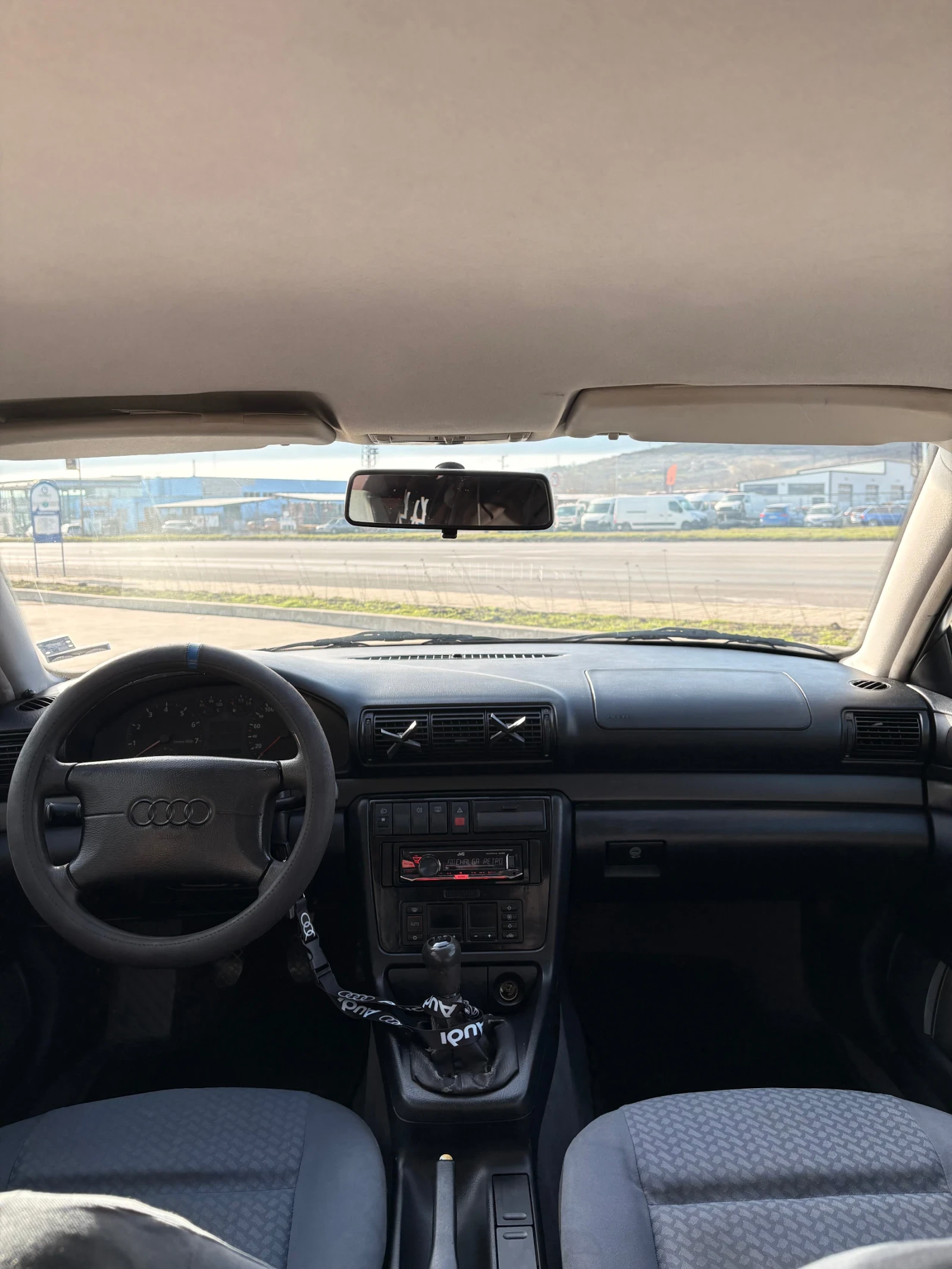 Audi A4 1.6 Газ/Бензин, снимка 11 - Автомобили и джипове - 53714827