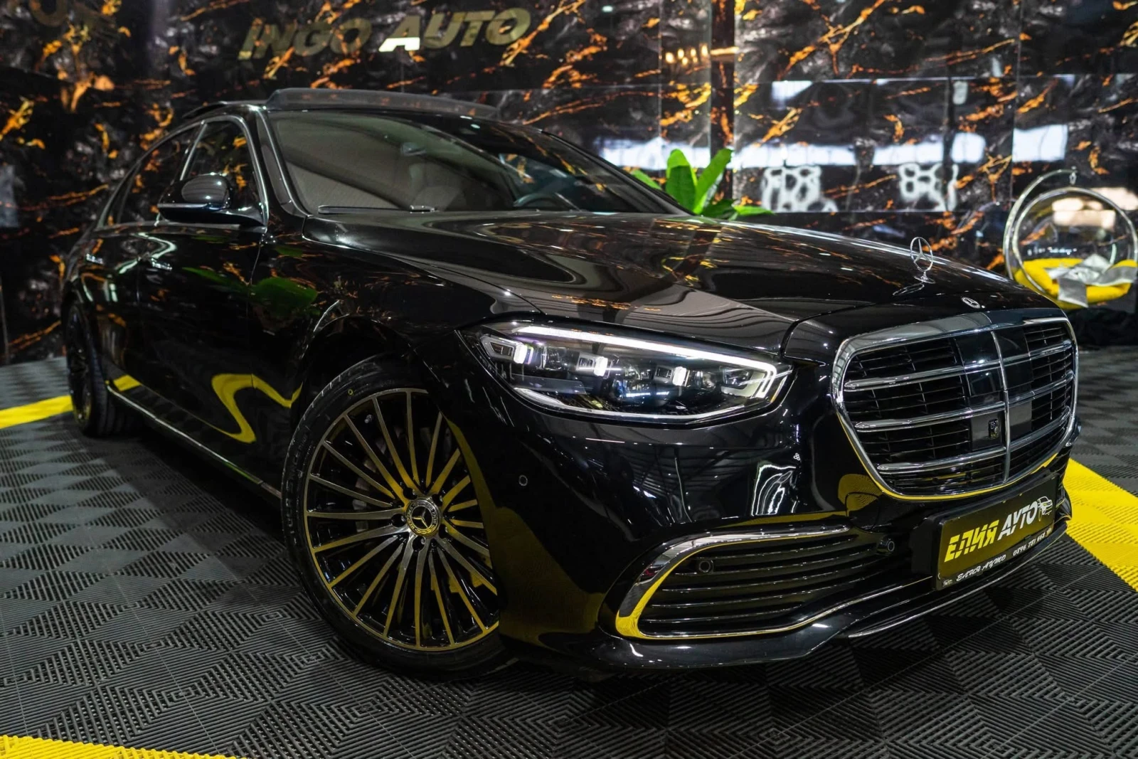 Mercedes-Benz S 350 D 4MATIC LONG FULL AMG LINE ПАНО BURM ЛИЗИНГ 100%, снимка 4 - Автомобили и джипове - 53749080