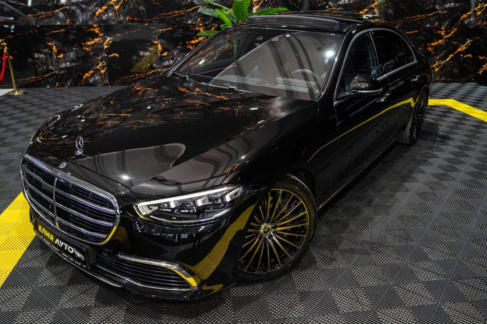 Mercedes-Benz S 350 D 4MATIC LONG FULL AMG LINE ПАНО BURM ЛИЗИНГ 100%, снимка 2 - Автомобили и джипове - 53749080