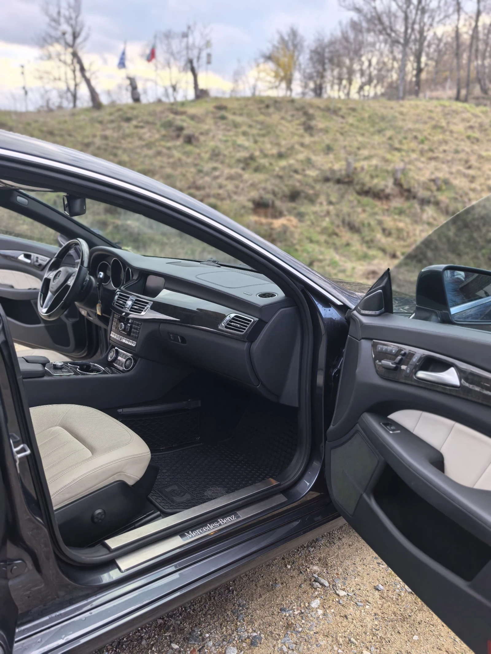 Mercedes-Benz CLS 550, снимка 9 - Автомобили и джипове - 54348428