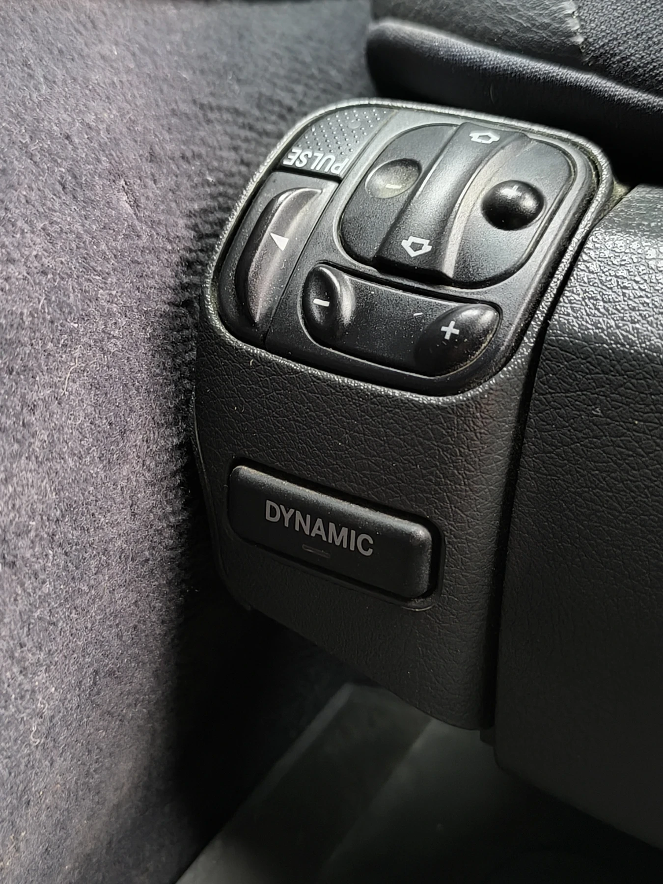 Mercedes-Benz E 320, снимка 9 - Автомобили и джипове - 54045461