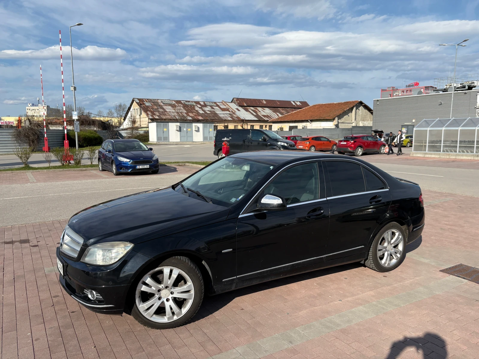 Mercedes-Benz C 220, снимка 2 - Автомобили и джипове - 54128767