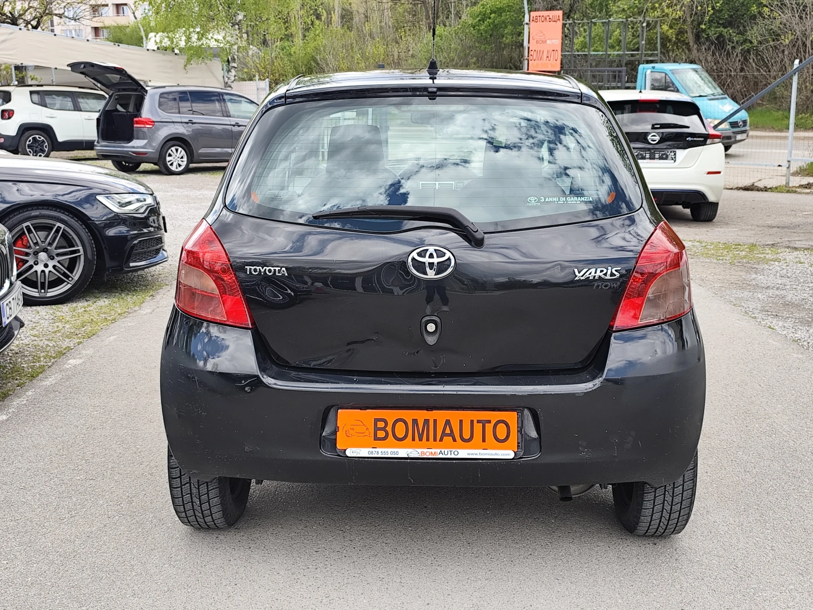 Toyota Yaris 1.0i* klima* 145000km* , снимка 5 - Автомобили и джипове - 54292821