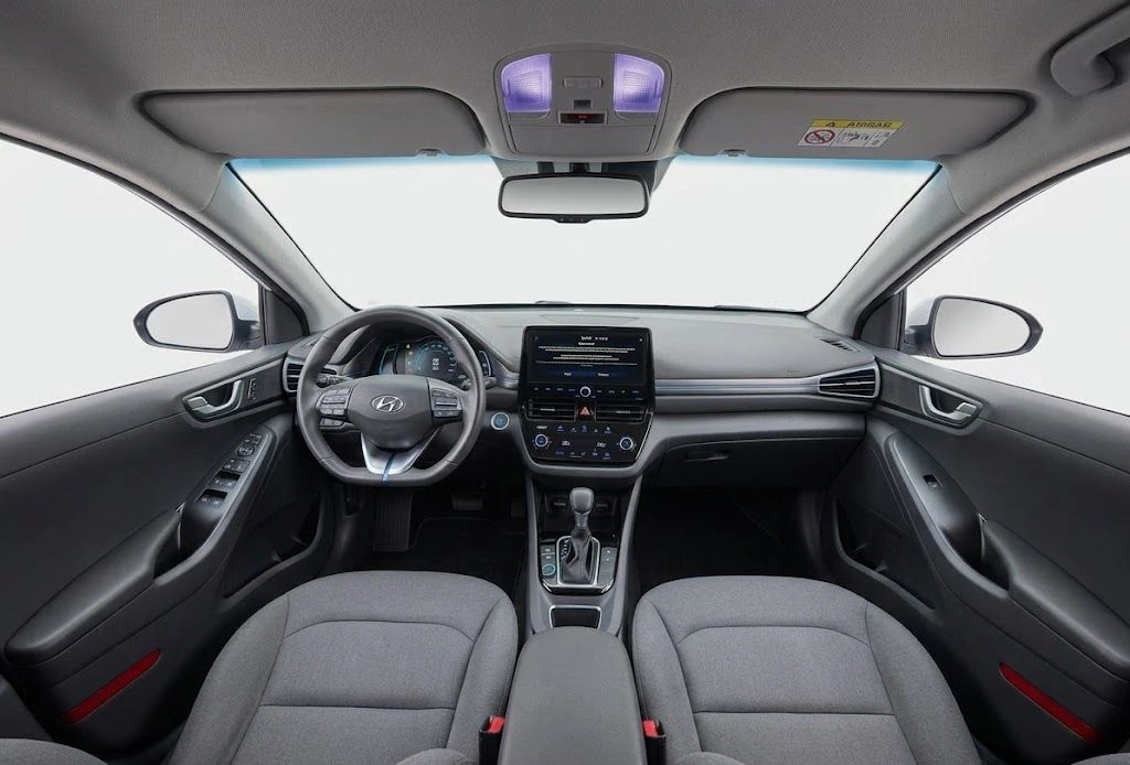 Hyundai Ioniq Hybrid GDI LPG, снимка 7 - Автомобили и джипове - 54452075