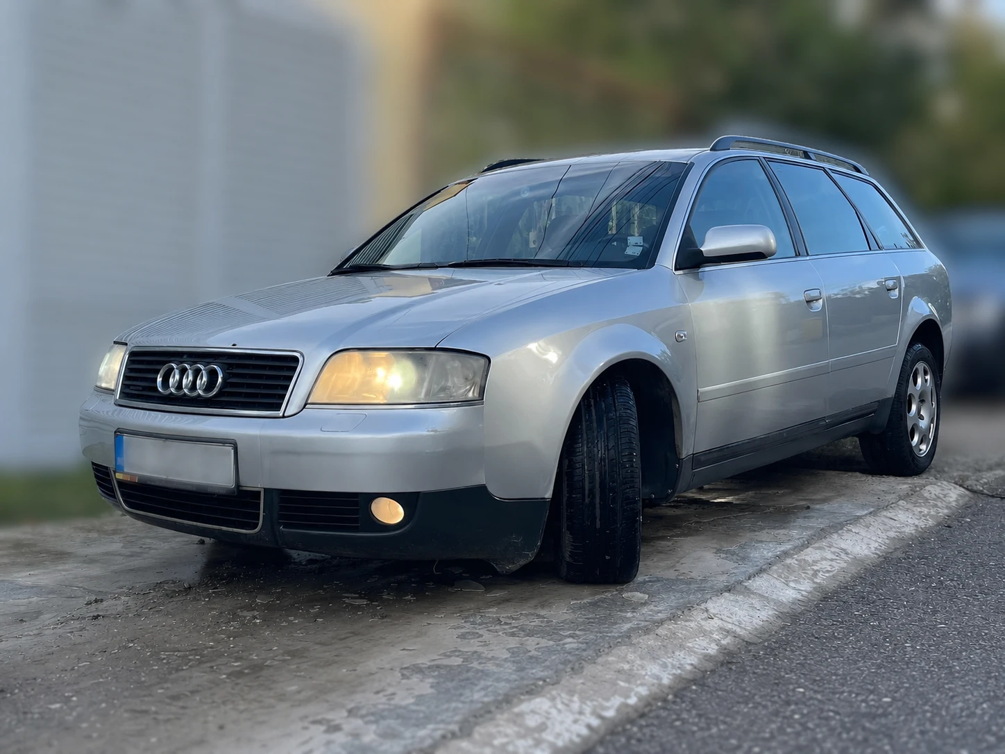 Audi A6 2.5 tdi, снимка 2 - Автомобили и джипове - 55148000