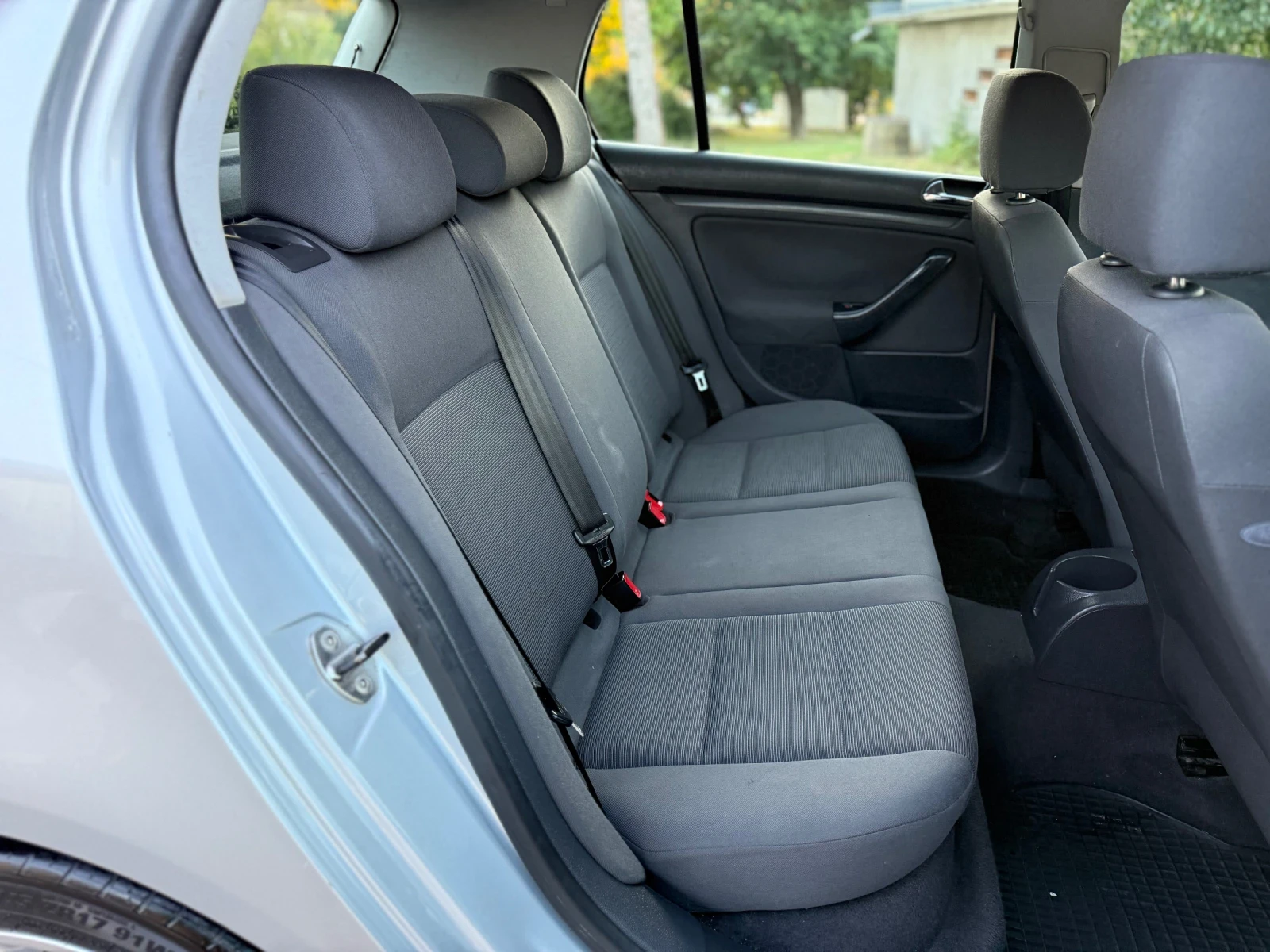 VW Golf 1.9TDI/90кс, снимка 12 - Автомобили и джипове - 55243515