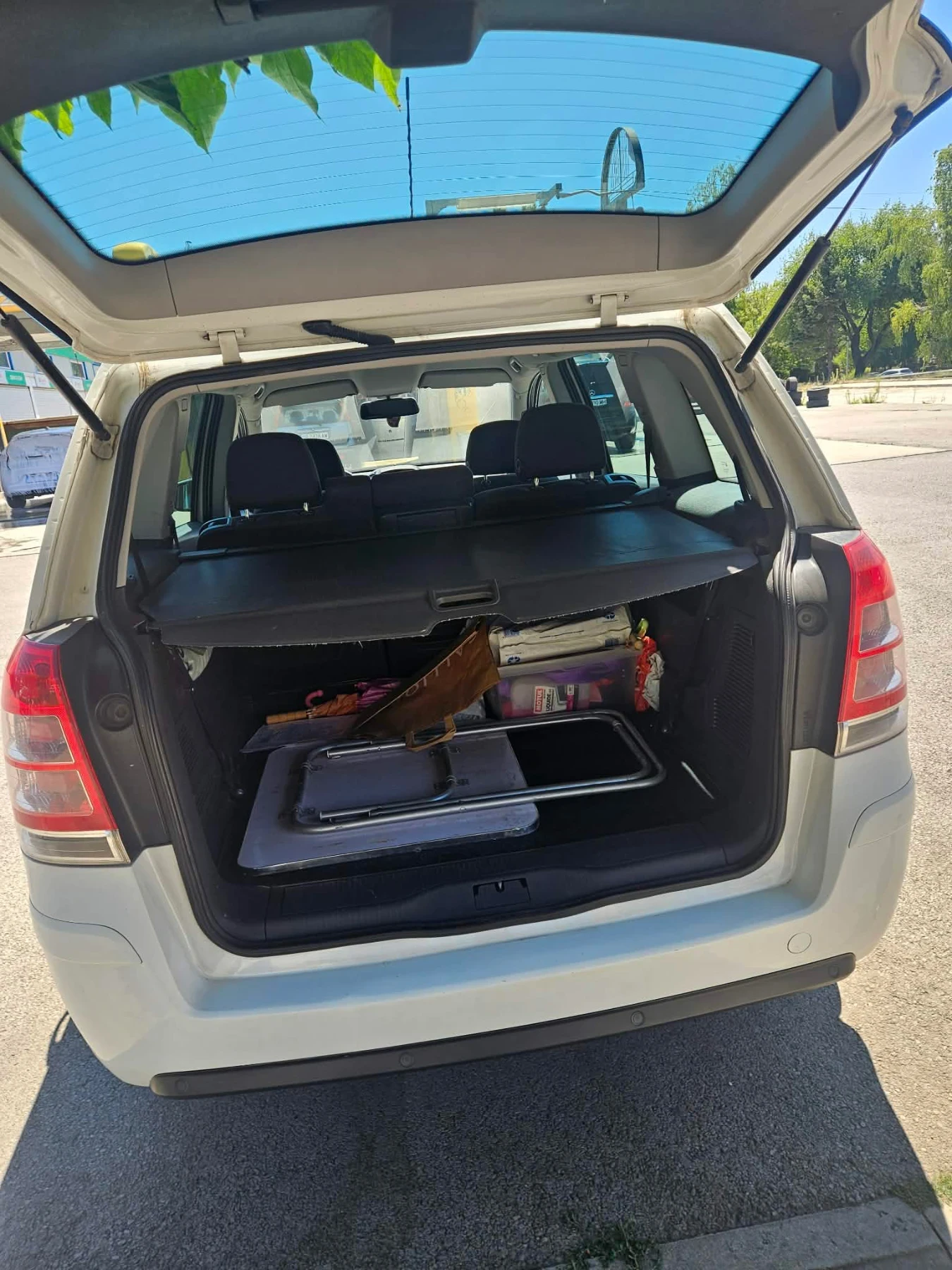 Opel Zafira  1.7 CDTI, снимка 7 - Автомобили и джипове - 55697178