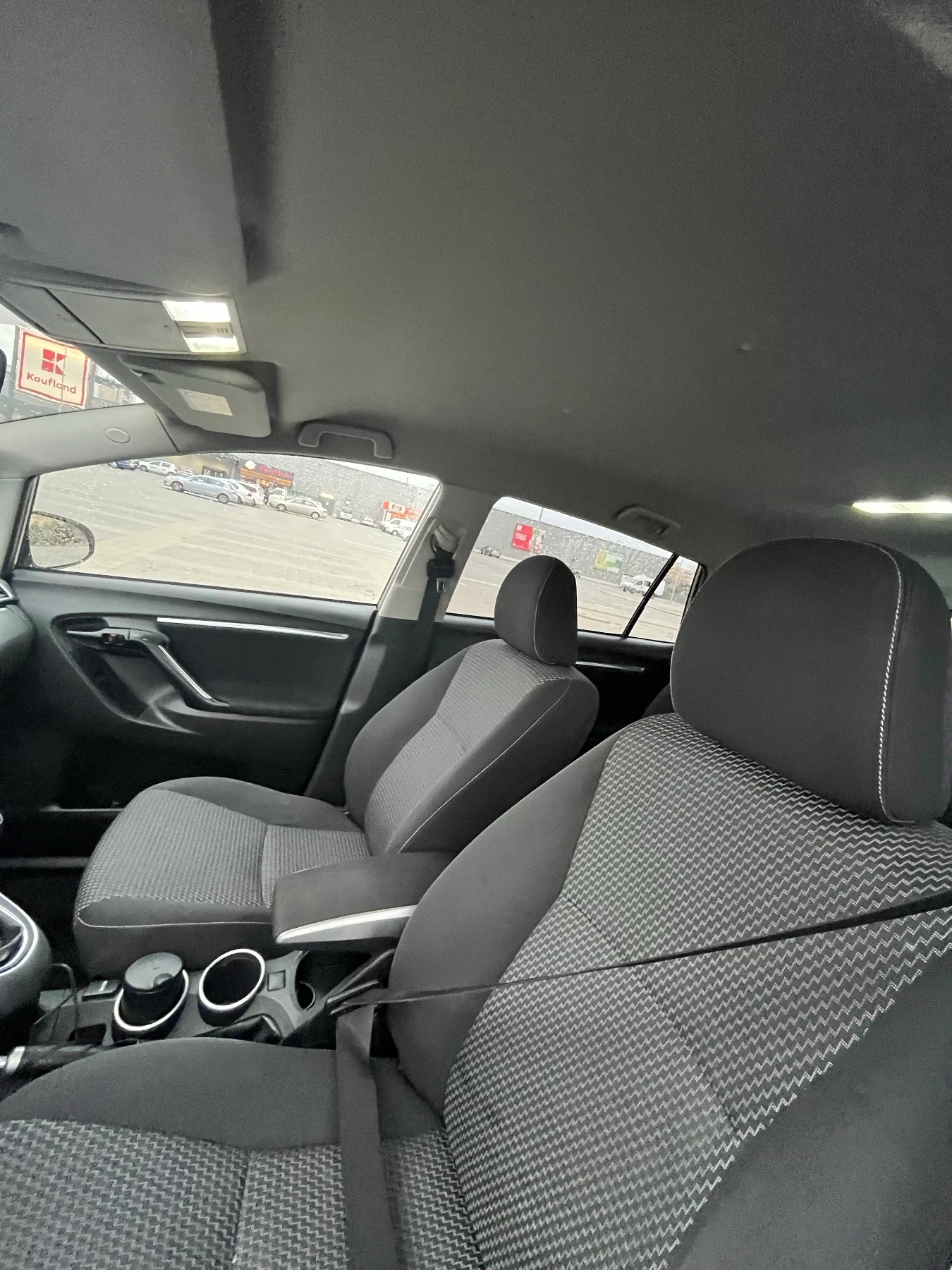 Toyota Verso 1.6 d4d, снимка 5 - Автомобили и джипове - 55776465