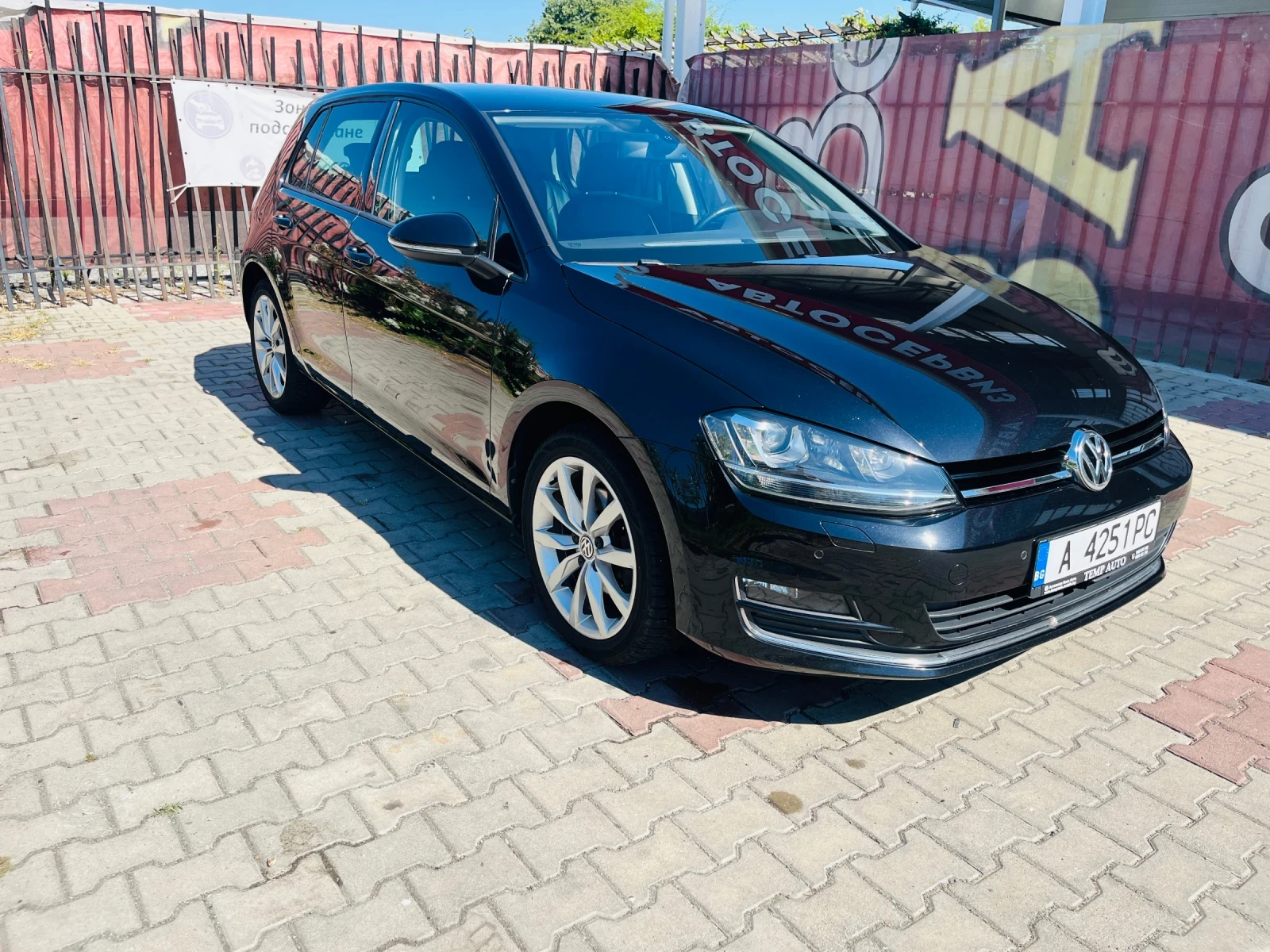 VW Golf, снимка 3 - Автомобили и джипове - 55930564