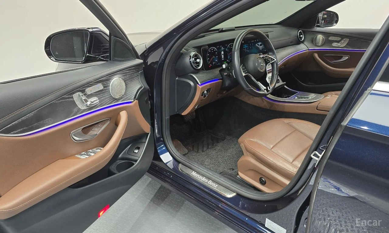 Mercedes-Benz E 350 4MATIC* BURMESTER* ОБДУХВАНЕ* LANE* ASSIST* 360КАМ, снимка 5 - Автомобили и джипове - 56115024