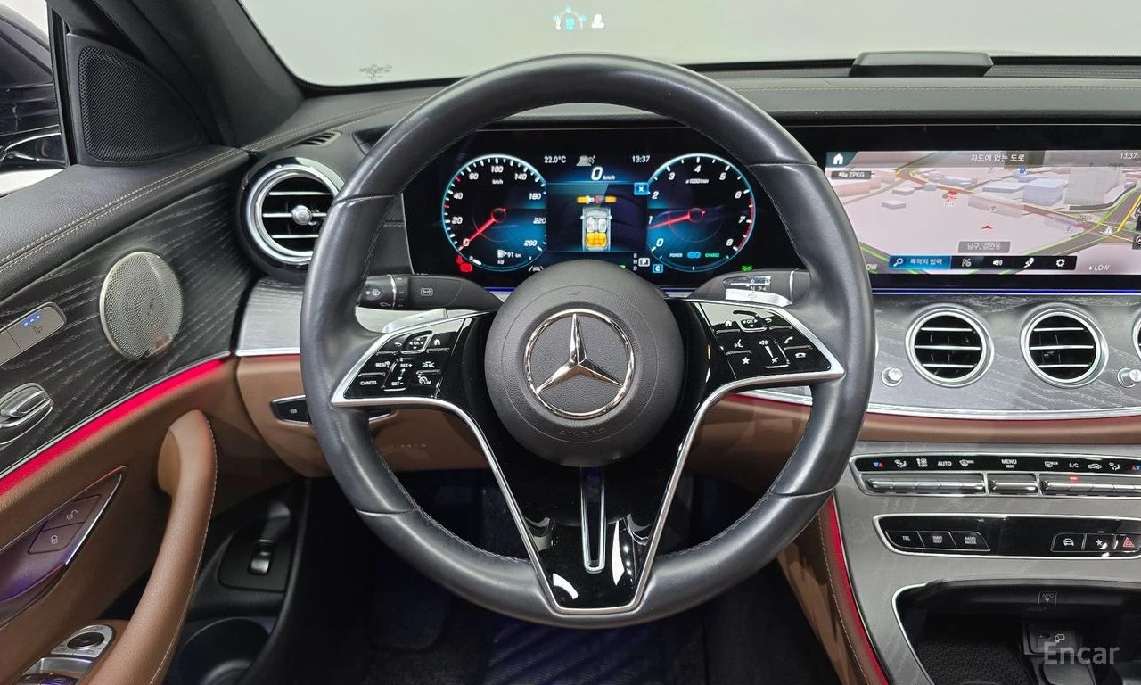 Mercedes-Benz E 350 4MATIC* BURMESTER* ОБДУХВАНЕ* LANE* ASSIST* 360КАМ, снимка 7 - Автомобили и джипове - 56115024