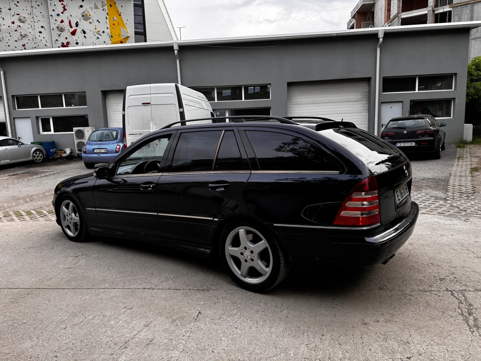 Mercedes-Benz C 30 AMG, снимка 7 - Автомобили и джипове - 56188979