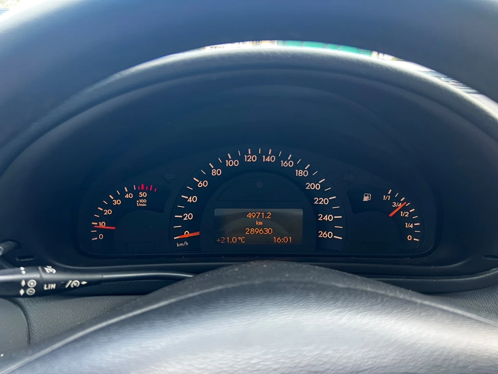 Mercedes-Benz C 200, снимка 12 - Автомобили и джипове - 56464440
