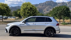 VW Tiguan 2.0TDI R-Line 4MOTION* NIGHT* ОБСЛУЖЕН* , снимка 2