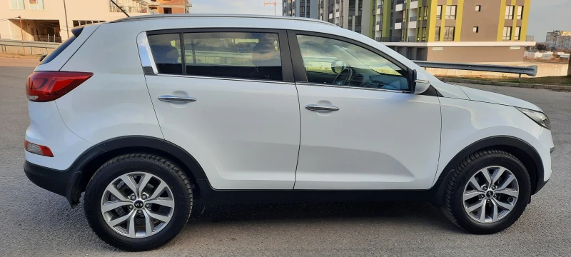 Kia Sportage 1.6 бензин, газ, снимка 6 - Автомобили и джипове - 49010076