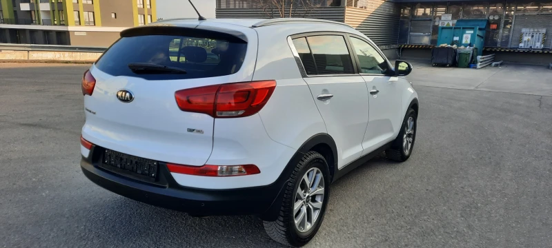 Kia Sportage 1.6 бензин, газ, снимка 5 - Автомобили и джипове - 49010076