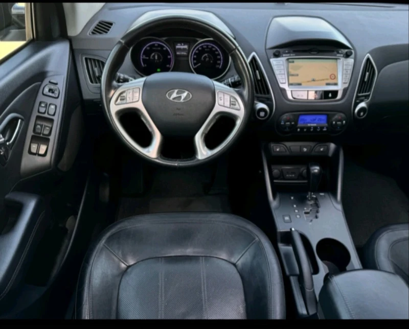 Hyundai IX35, снимка 2 - Автомобили и джипове - 49307553