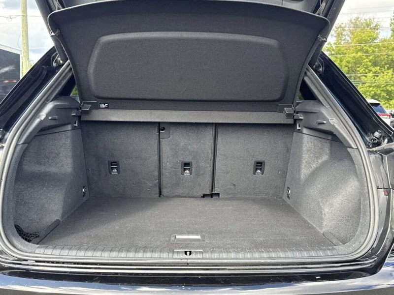 Audi Q3 45 TFSI * АвтоКредит* (ЦЕНА ДО БГ), снимка 17 - Автомобили и джипове - 52540054