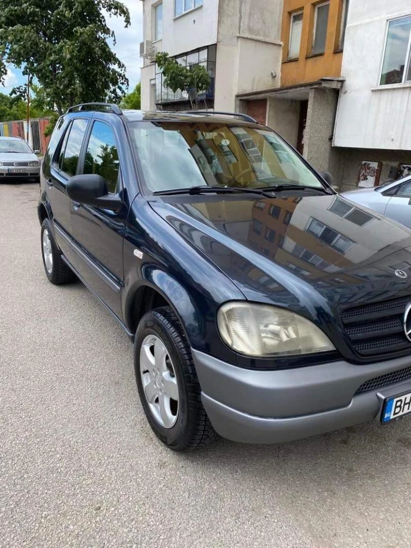 Mercedes-Benz ML 320, снимка 8 - Автомобили и джипове - 45344070