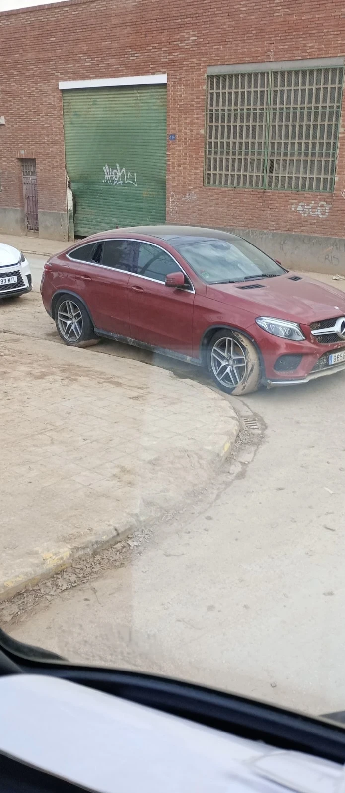 Mercedes-Benz GLE, снимка 1 - Автомобили и джипове - 48604196