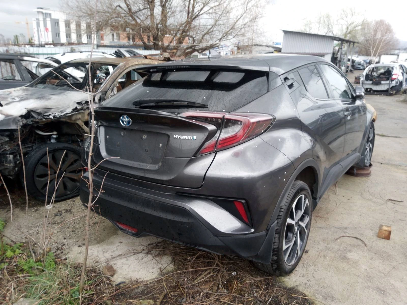 Toyota C-HR 1.8 i Hybrid, снимка 1