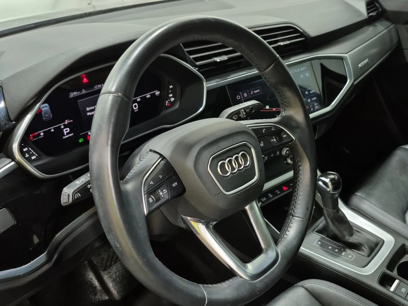 Audi Q3 * CARFAX* АВТОФИНАНСИРАНЕ БЕЗ ПЪРВОНАЧАЛНА ВНОСКА! - изображение 9