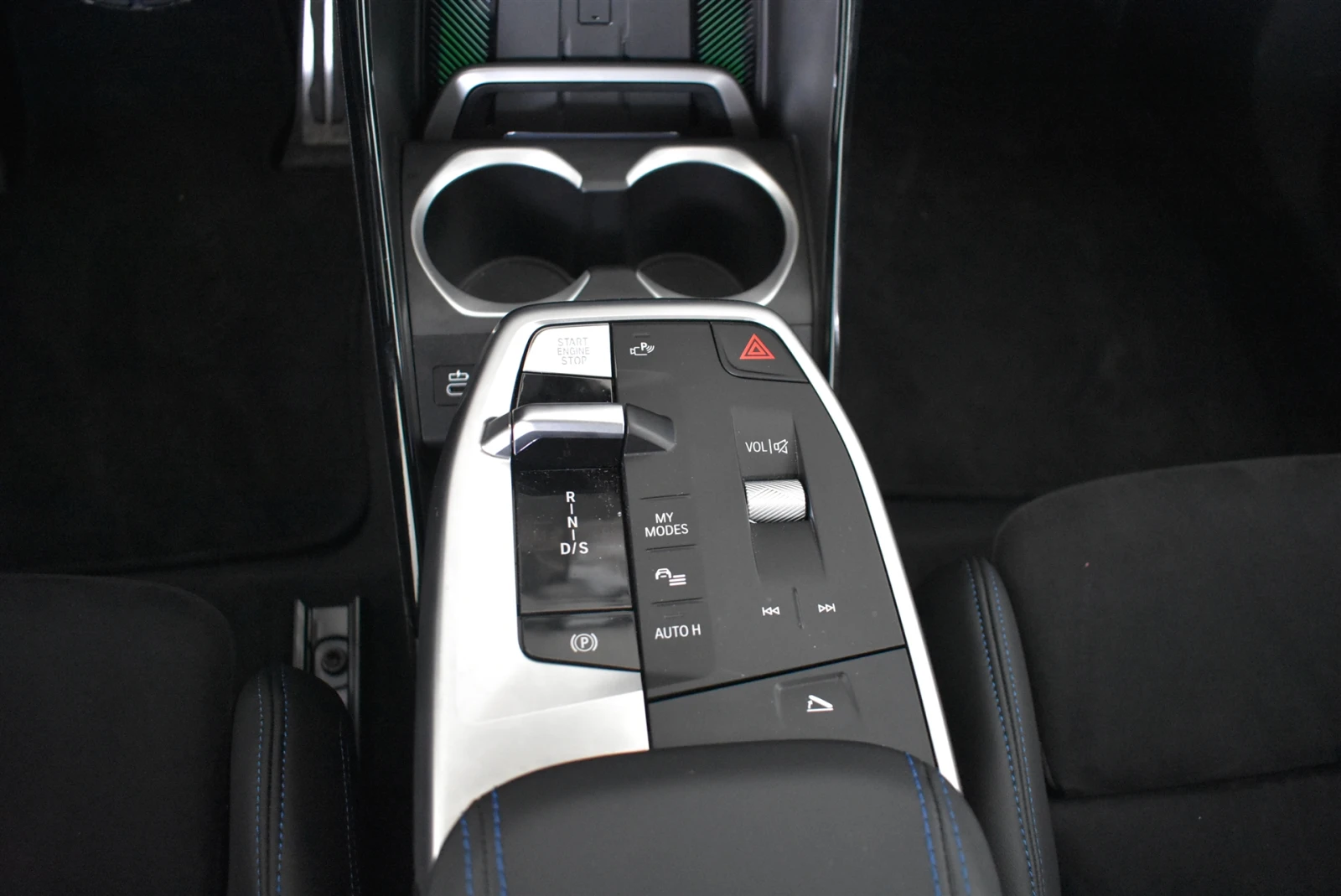 BMW X1 xDrive20d, снимка 10 - Автомобили и джипове - 53720381