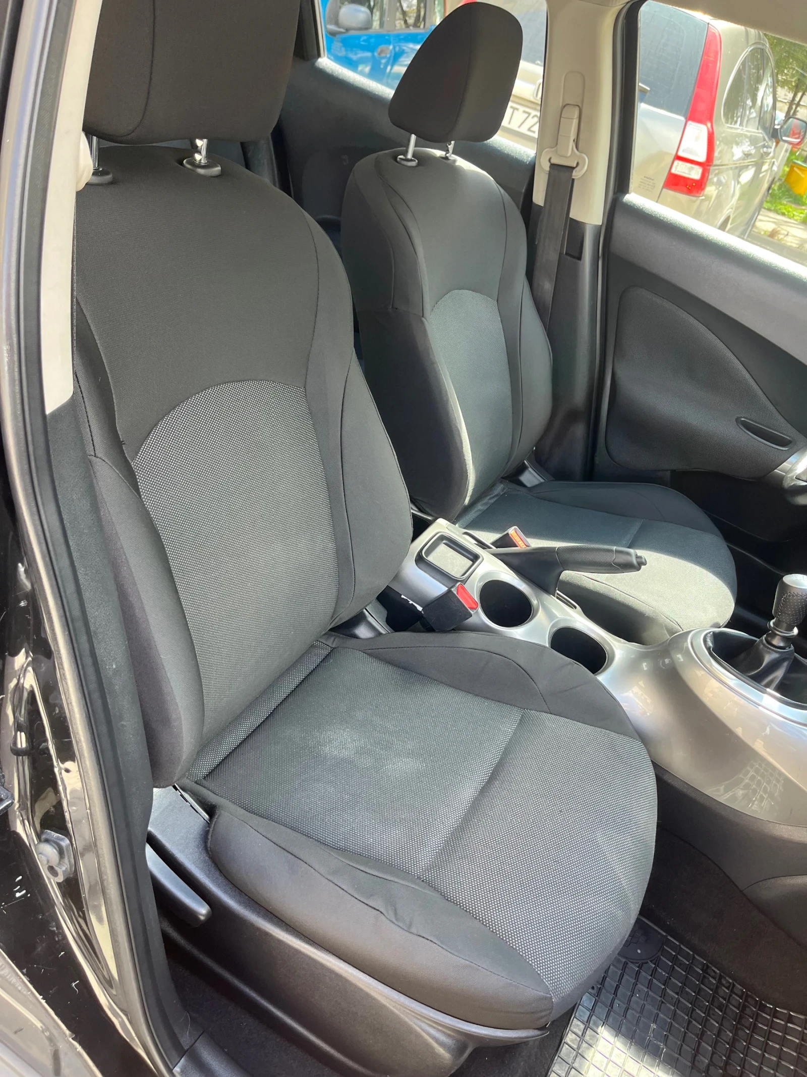 Nissan Juke, снимка 14 - Автомобили и джипове - 54255011