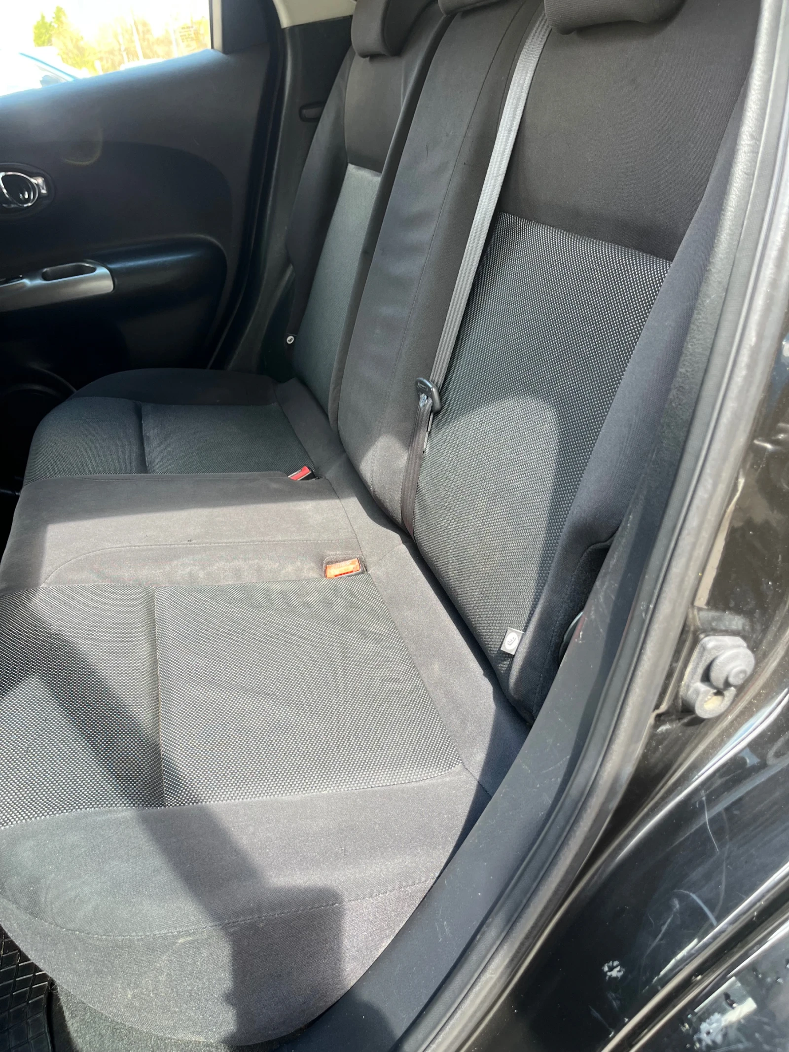 Nissan Juke, снимка 10 - Автомобили и джипове - 54255011