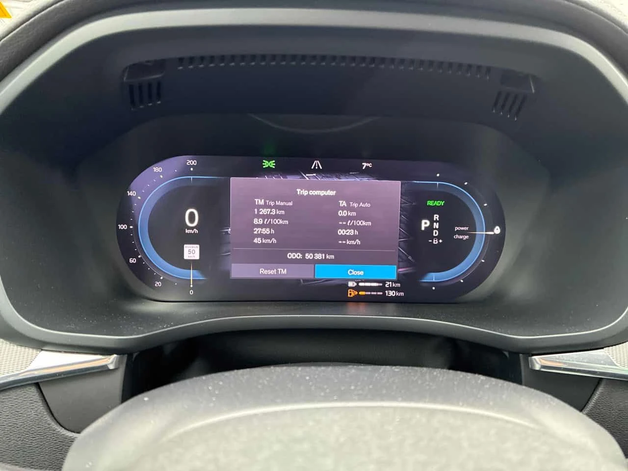 Volvo XC60 T8 AWD HUD 360 Bowers & Wilkins R Design CARFAX, снимка 8 - Автомобили и джипове - 54451043
