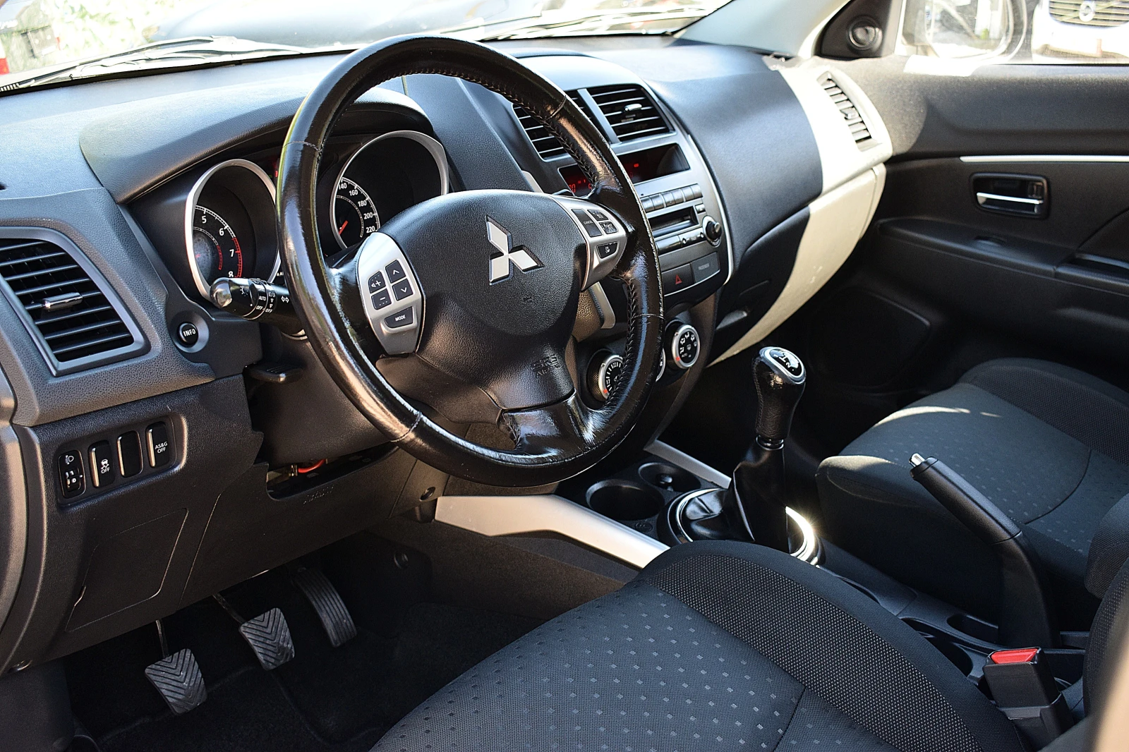 Mitsubishi ASX 1.6ШВЕЙЦАРИЯ/LUX, снимка 7 - Автомобили и джипове - 54933926