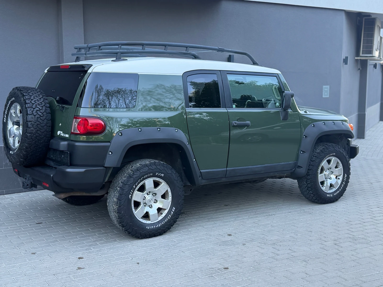 Toyota Fj cruiser 4.0 Facelift, снимка 5 - Автомобили и джипове - 55419358