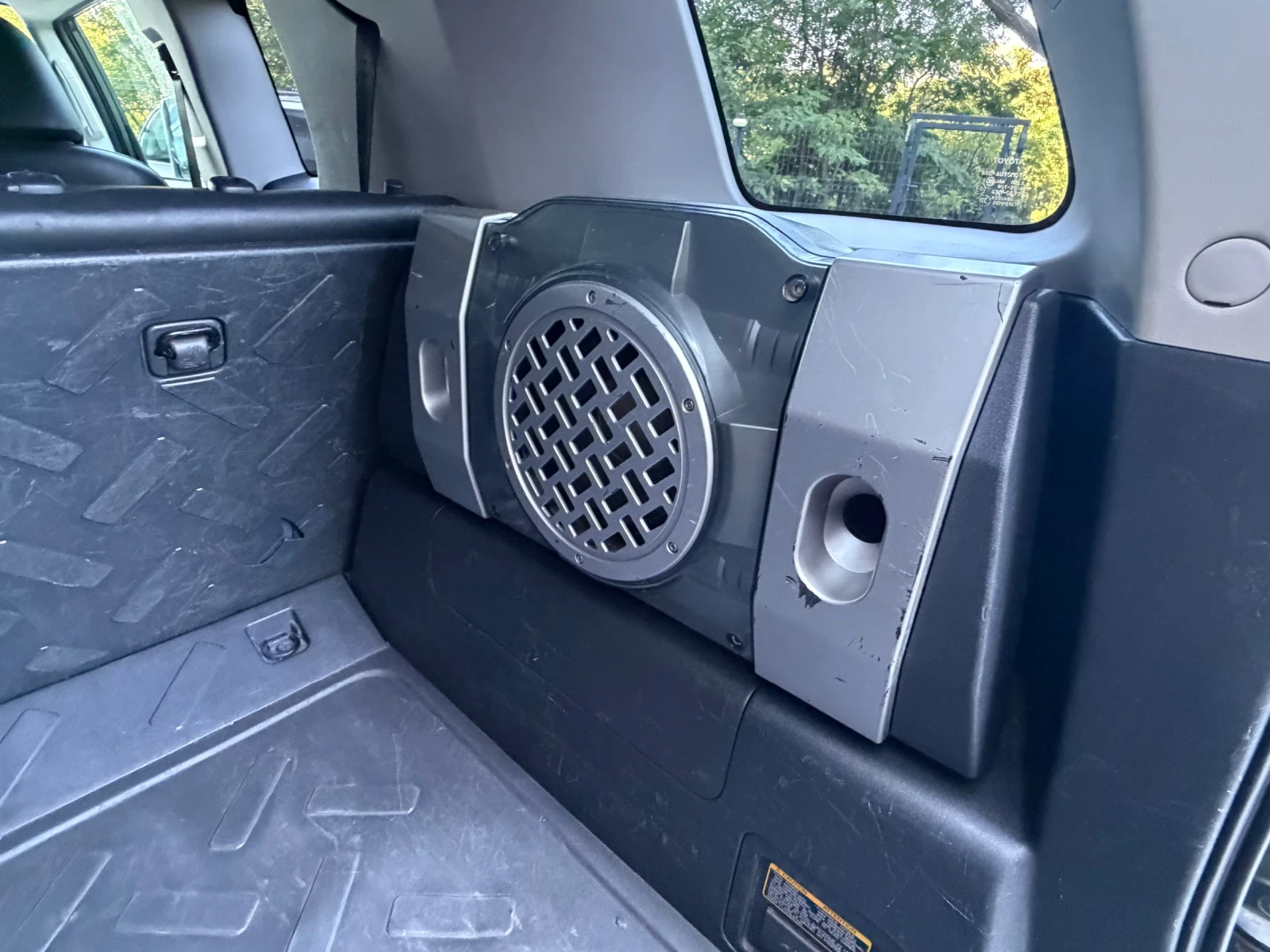Toyota Fj cruiser 4.0 Facelift, снимка 9 - Автомобили и джипове - 55419358